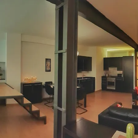 Loft La Romantica 아파트 *